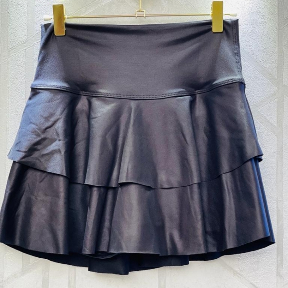 Brand new suplex leather short skirt XS/S Nanette Badillo brand